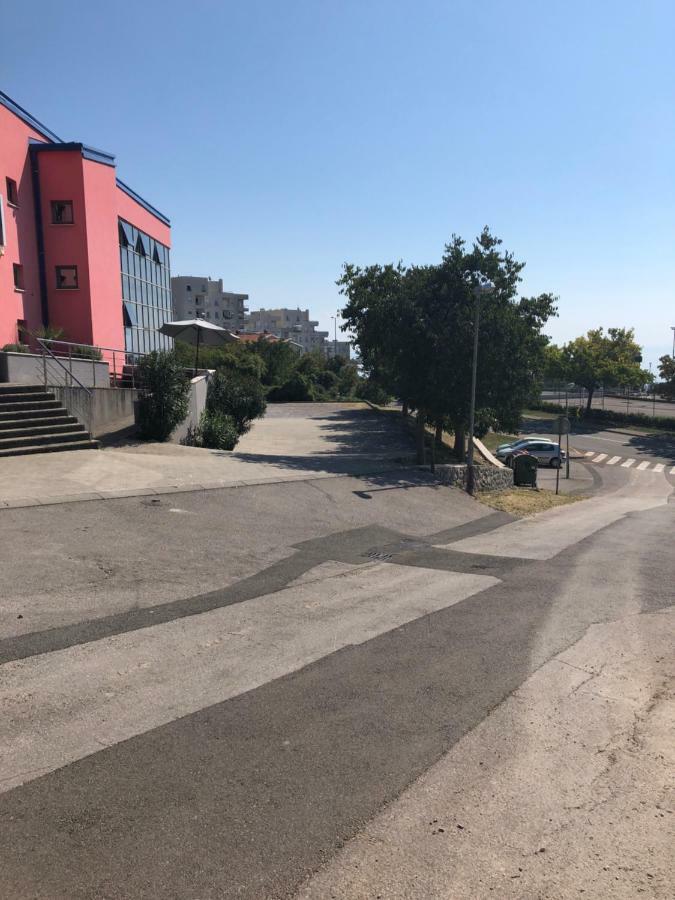 Hostel Ceska Beseda Fiume Esterno foto